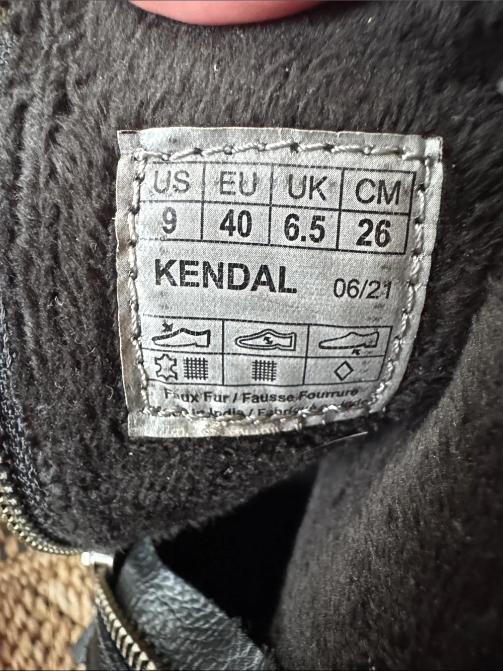 COUGAR Kendal Waterproof Leather Faux Fur Boots Black Size 9